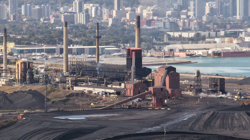Stelco начала сокращать 300–350 рабочих мест в Гамильтоне