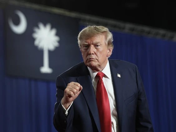 Трамп обвинил Карни во лжи об условиях сделки и заявил, что любит франкоканадцев