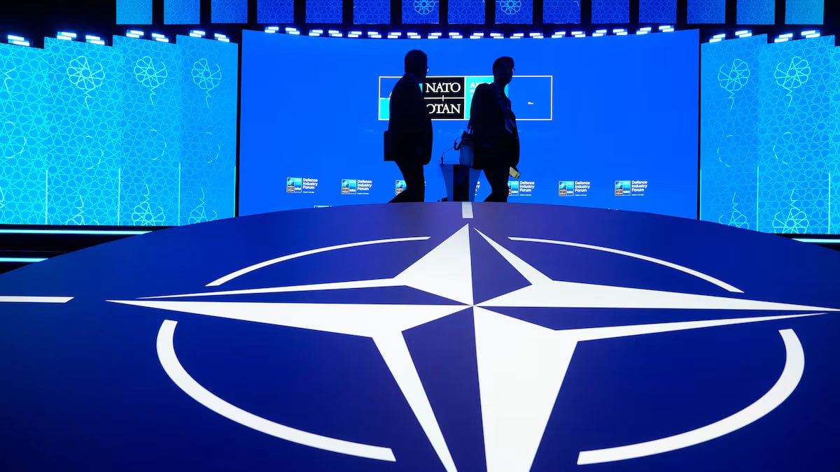 Канадская стажерка была найдена возле офиса верховного главнокомандующего НАТО, сообщил источник