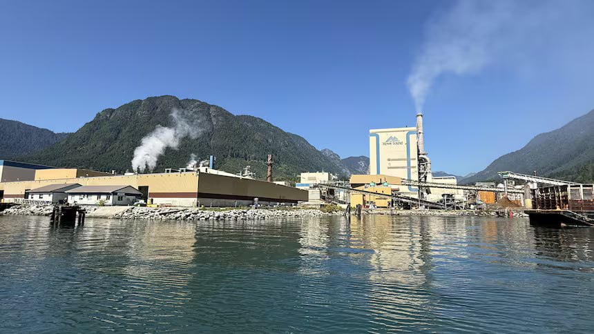 Howe Sound Pulp and Paper в Британской Колумбии объявляет о бессрочной остановке работы комбината